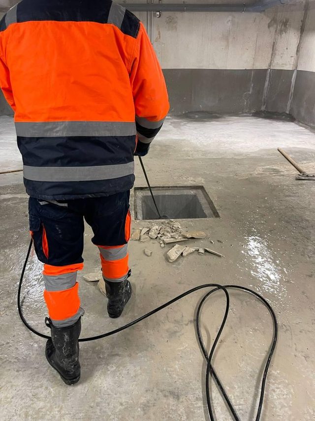Comment se déroule un débouchage de canalisation à Vaux-le-Pénil ?